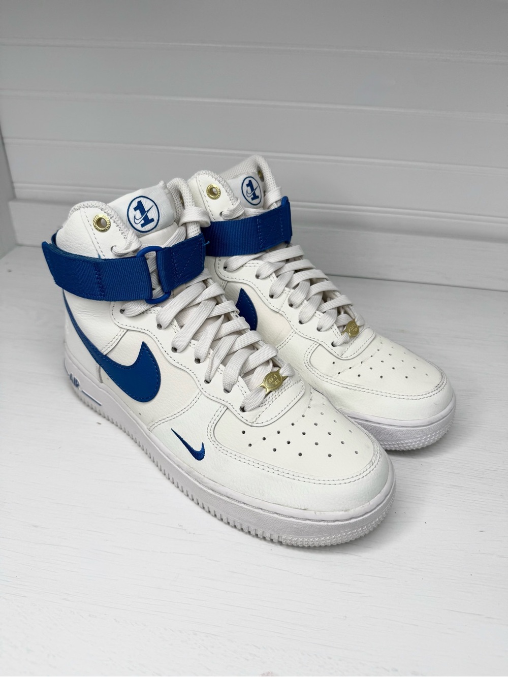 Nike Air Force 1 High SE '40th Anniversary' (DQ7584-100) size 8 Womens
